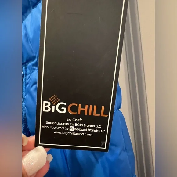 NWT Big Chill Puffer Vest. Royal Blue. Size XL. - Picture 3 of 8